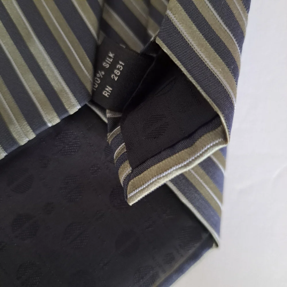 Perry Ellis Portfolio Tri-Colored Olive Green Blue White 100% Silk Tie